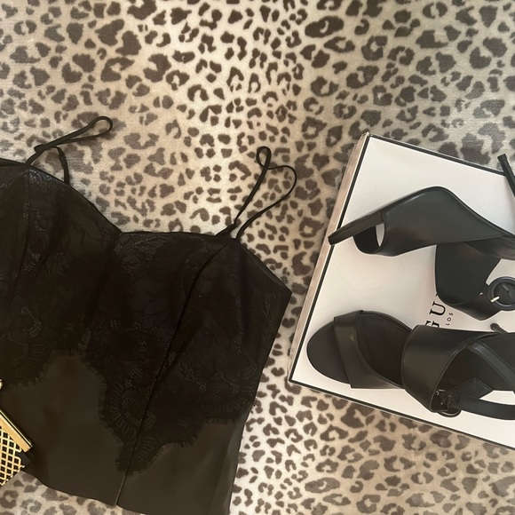 BLACK GUESS HEELS 9.5 M - Picture 4 of 11